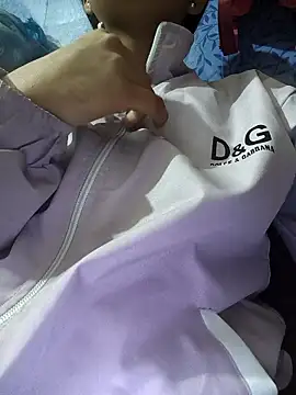 Snapshot of Aaradhna-hoy chatting on December 16, 10:09 am Aaradhna-hoy online show from December 16, 10:09 am