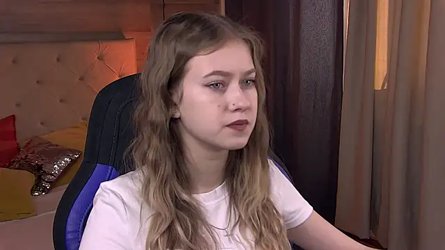 EveMundie online show from February 21, 9:24 am