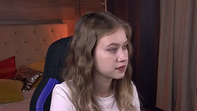 EveMundie online show from February 21, 12:28 pm