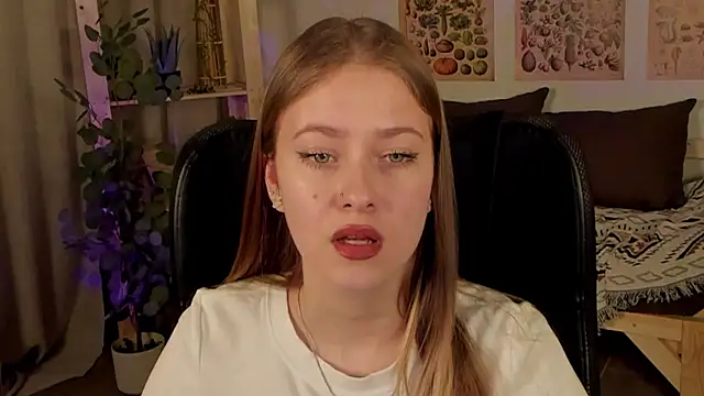 EveMundie online show from March 19, 3:40 pm