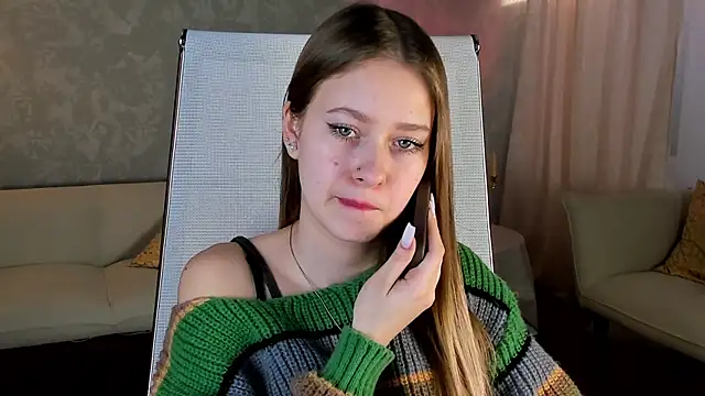 EveMundie online show from March 21, 1:23 pm