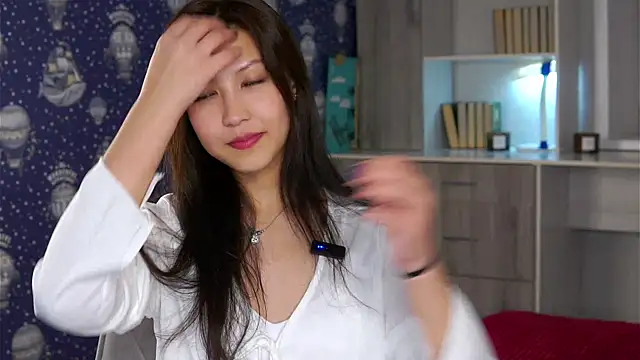 ChelseaDenner online show from February 22, 1:35 pm