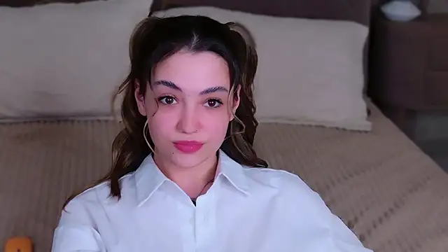 Snapshot of Alice_Deleon chatting on February 22, 12:49 am Alice Deleon online show from February 22, 12:49 am