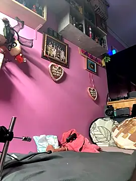 sexymelli18 online show from October 22, 5:45 pm