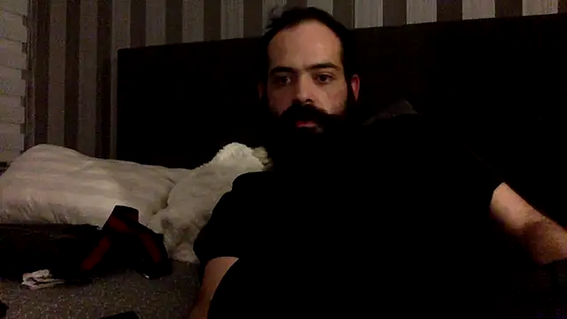 guccititi online show from October 1, 2:39 am