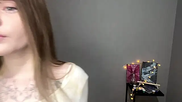 CarolinePepper online show from March 3, 5:07 pm