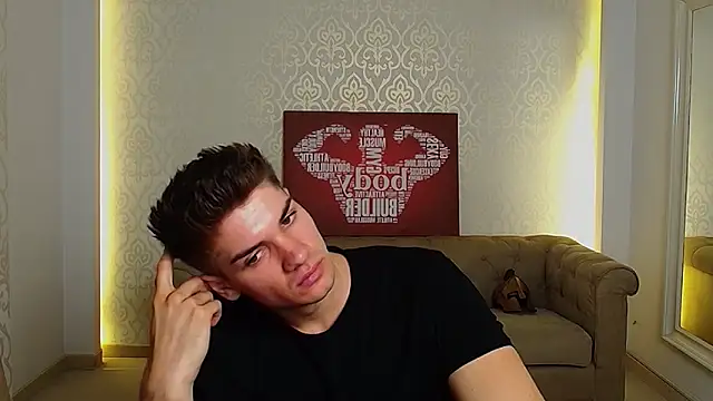 MaxKaiden online show from September 15, 4:45 am