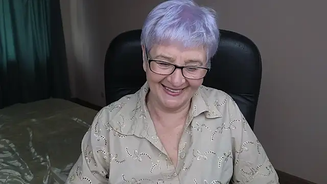 Sandra Snowflake online show from March 15, 10:57 am