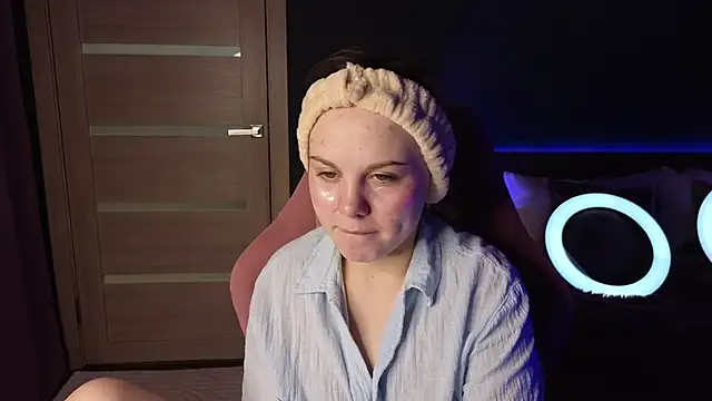 Dyna bae online show from October 7, 1:58 am