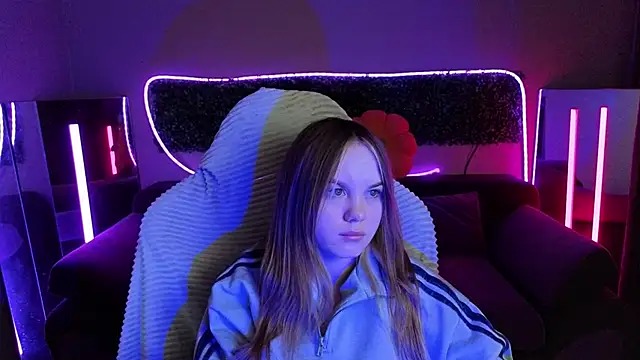 Dyna bae online show from November 27, 9:11 am