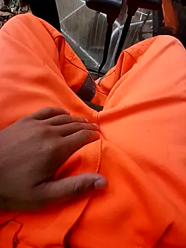 Eusuntnoulgigolo online show from September 10, 7:19 am