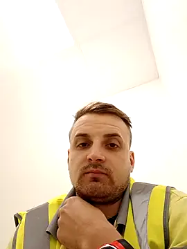 Eusuntnoulgigolo online show from September 12, 6:35 am