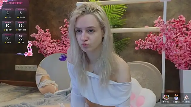 aishiro online show from March 14, 12:40 pm