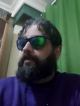 Snapshot of serpensy chatting on March 19, 6:44 pm serpensy online show from March 19, 6:44 pm