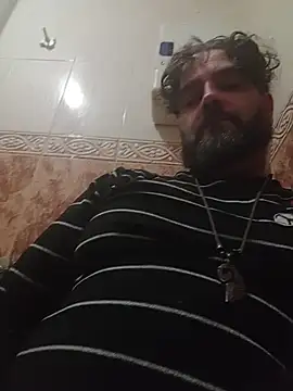 Snapshot of serpensy chatting on October 6, 10:51 pm serpensy online show from October 6, 10:51 pm