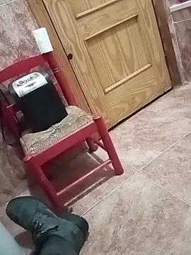 Snapshot of serpensy chatting on October 11, 9:08 am serpensy online show from October 11, 9:08 am