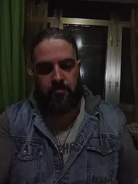 Snapshot of serpensy chatting on October 26, 8:26 pm serpensy online show from October 26, 8:26 pm