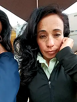 Coeur de luxure online show from February 15, 8:54 pm