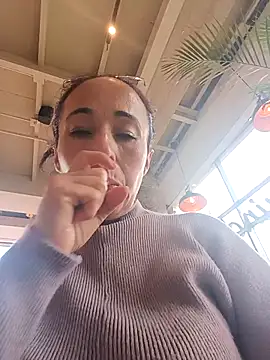 Coeur de luxure online show from September 23, 2:53 pm