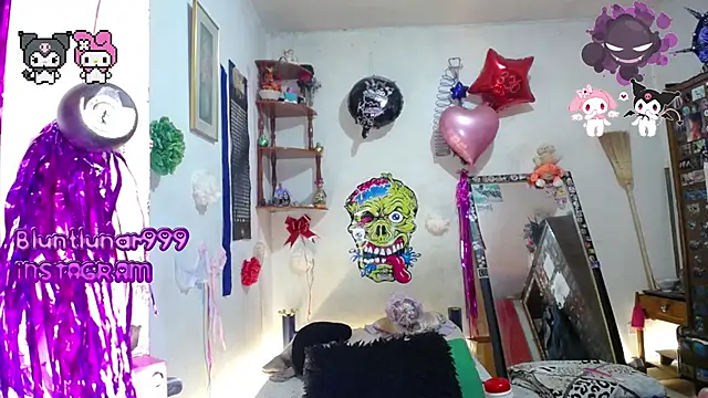 purplekattlyn online show from March 21, 6:40 pm