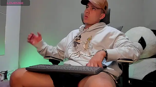 mattiwsmorris  online show from October 23, 3:39 am