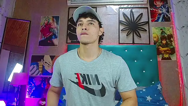 LiamAndrewzz online show from November 5, 6:52 pm