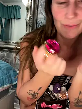 Snapshot of NymphoSwede chatting on October 20, 9:48 pm NymphoSwede online show from October 20, 9:48 pm