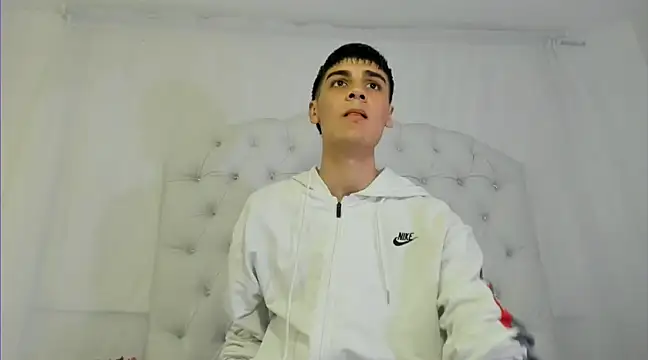 frank jhonsson online show from March 12, 7:06 pm