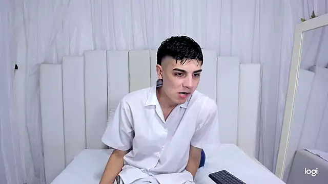 frank jhonsson online show from October 31, 4:52 pm