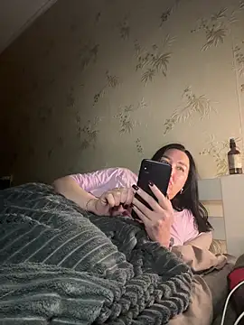 Naughtbaby 2025 online show from September 30, 3:00 am