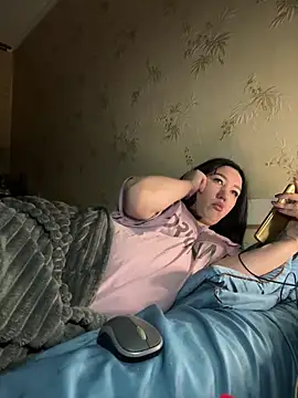 Naughtbaby 2025 online show from November 14, 4:11 am