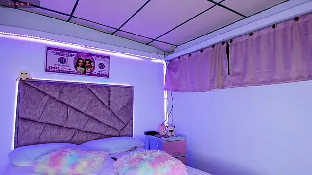 Cristal Smith20 online show from November 15, 12:41 am