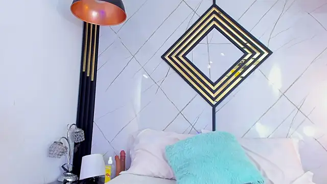 EmilyDiaaz online show from September 13, 12:16 pm