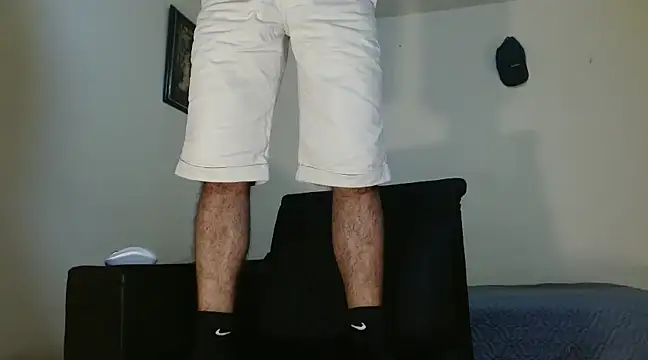 AngelHil online show from March 19, 7:07 am