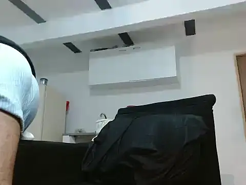 AngelHil online show from September 9, 2:22 am