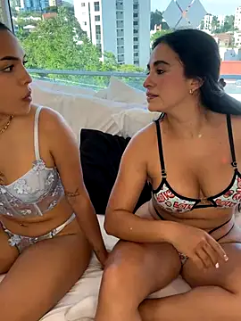 Alice surprise online show from October 2, 9:11 pm