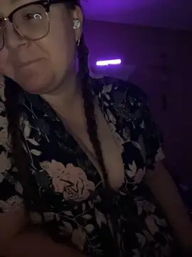 HTXBELLE online show from February 25, 12:47 am