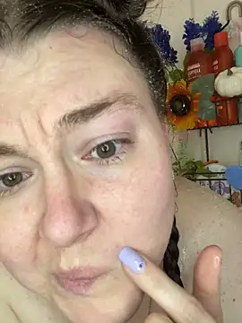 HTXBELLE online show from March 8, 6:32 am