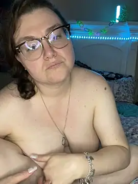 HTXBELLE online show from March 19, 10:33 am