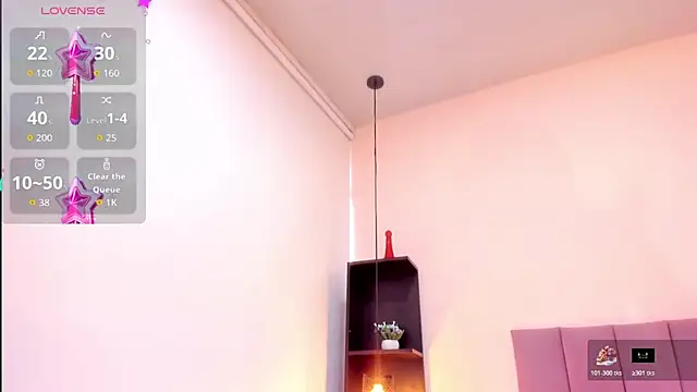 candy rogeers online show from November 27, 8:55 pm