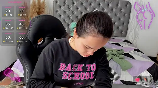 Kath latorre online show from November 16, 1:17 pm