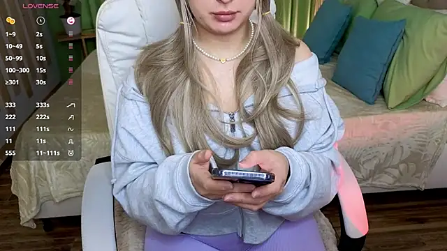 baby debbie online show from February 20, 6:35 pm