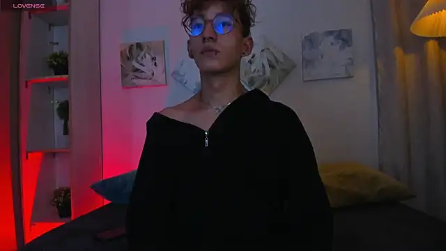 iiangel  online show from November 16, 2:28 am