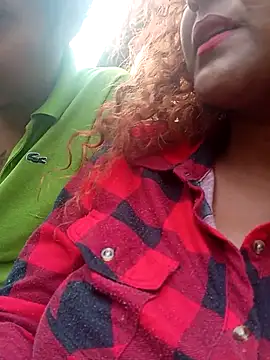 Snapshot of shirlihot chatting on November 28, 10:51 am shirlihot online show from November 28, 10:51 am