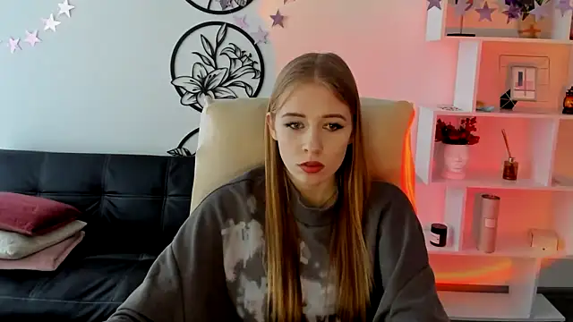 AnnNorriss online show from March 5, 2:01 pm