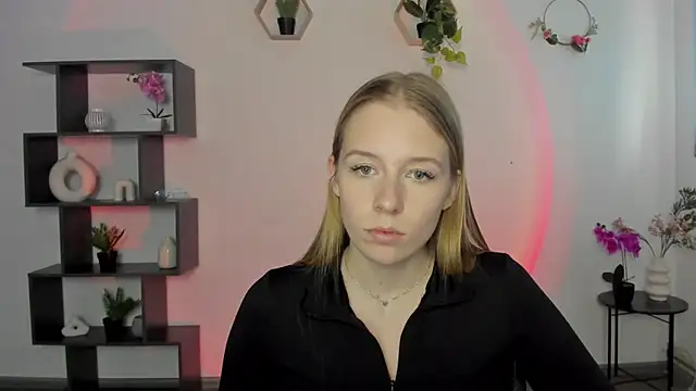 AnnNorriss online show from March 10, 1:10 pm