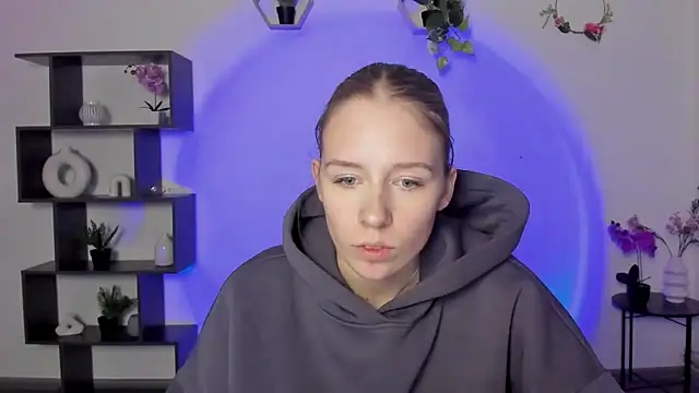 AnnNorriss online show from March 13, 4:12 pm