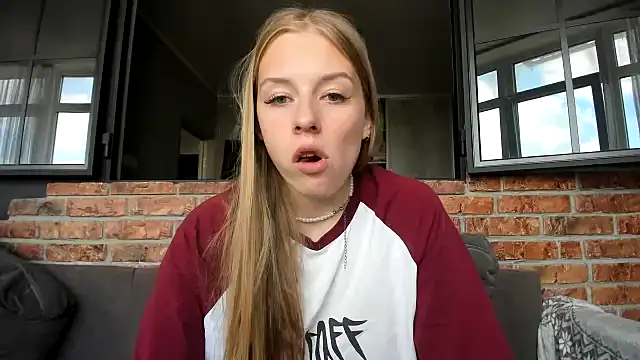 AnnNorriss online show from September 20, 9:10 am