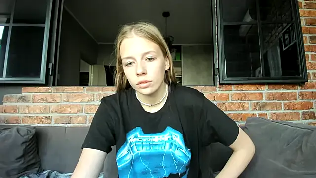 AnnNorriss online show from September 25, 3:05 pm