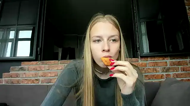 AnnNorriss online show from October 1, 10:32 am